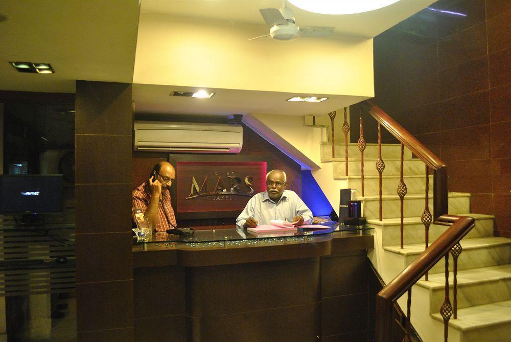 Hotel Mars Classic Madras Buitenkant foto