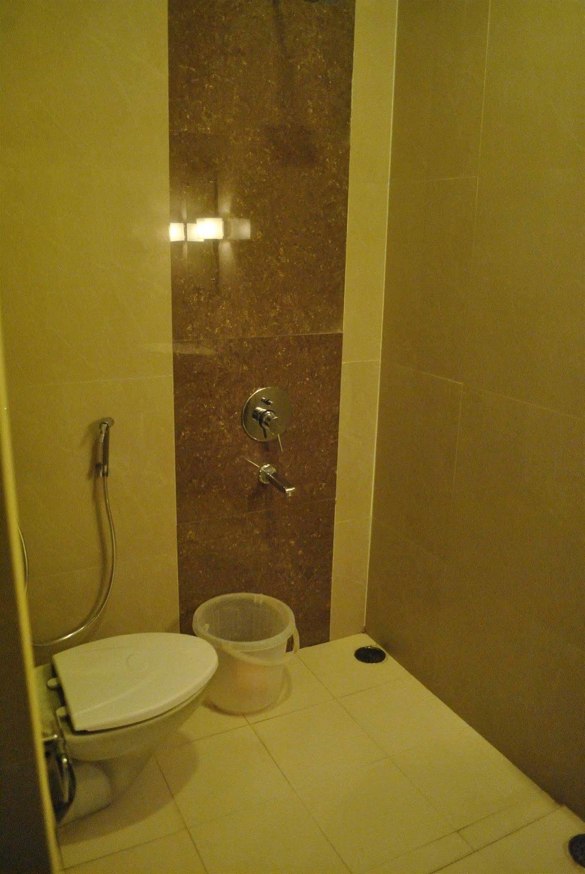 Hotel Mars Classic Madras Buitenkant foto